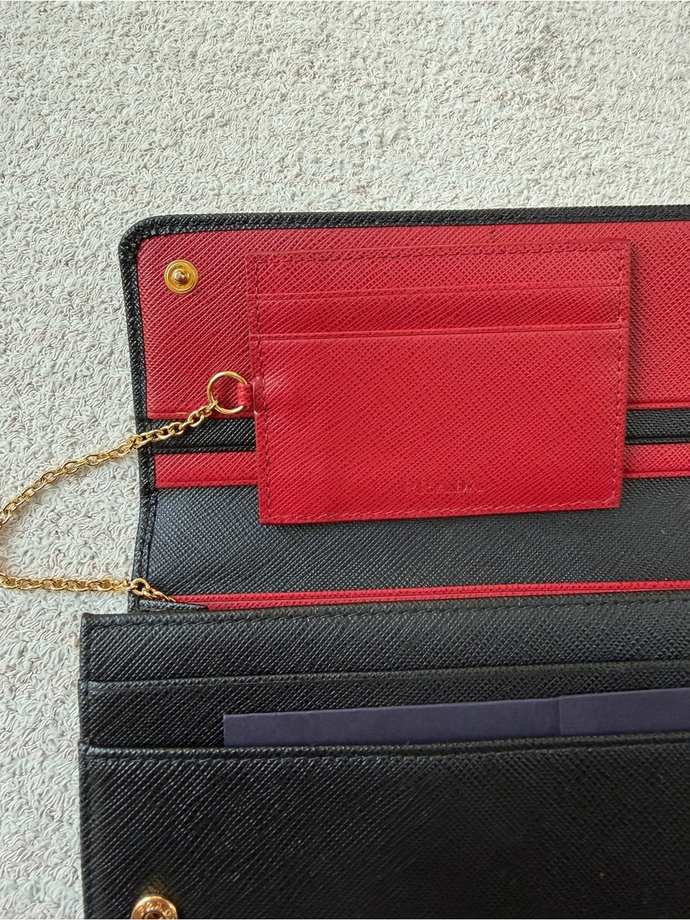 Prada Black and Red Saffiano Leather Wallet NWOT - Picture 3 of 16
